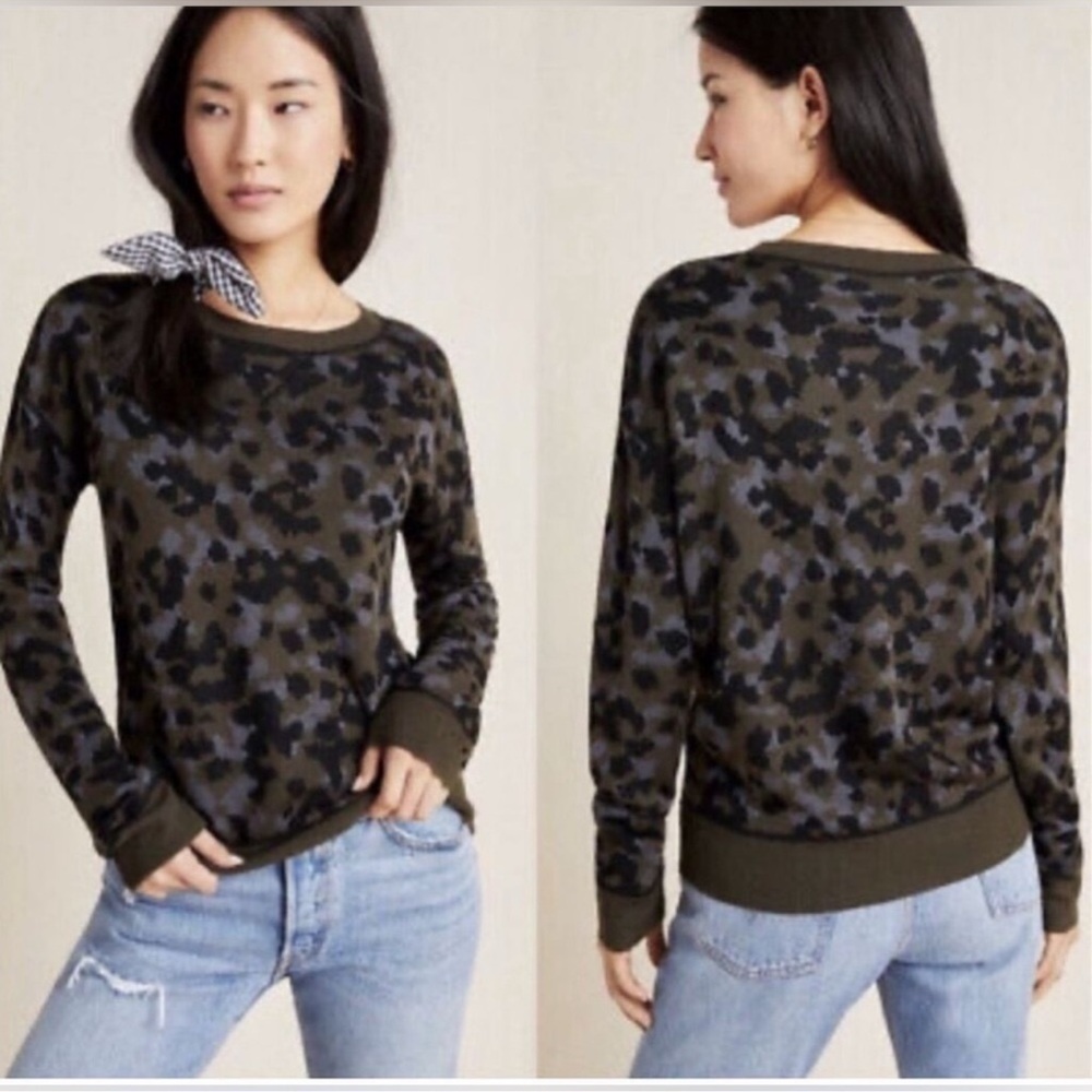 Anthropologie Women’s Small Black and Green Crew Neck Sweater with Leopard Print